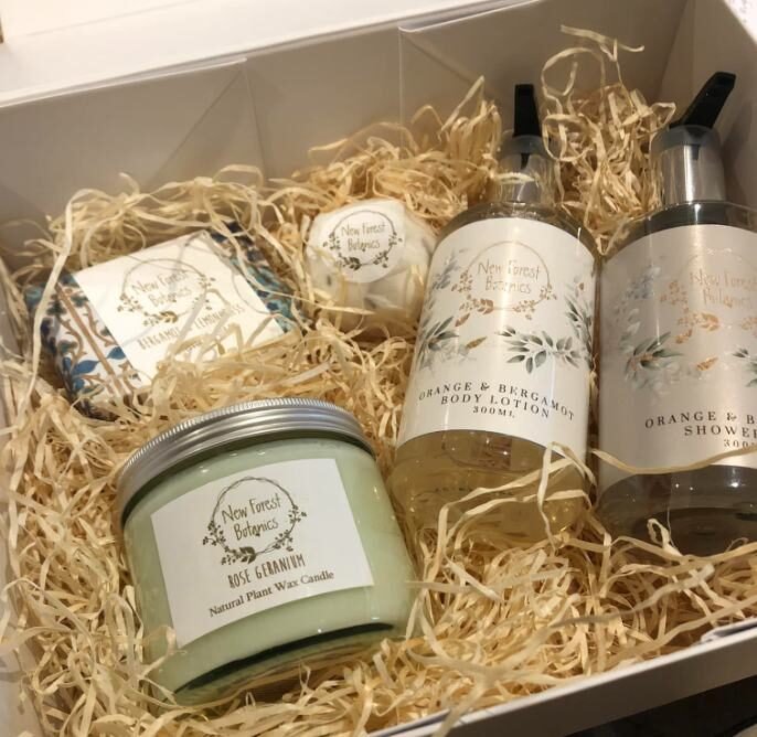 Read more about the article Luxury Hamper